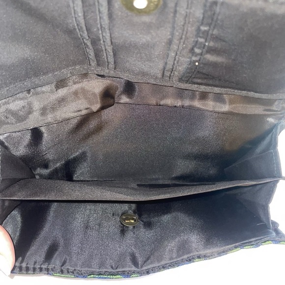 Embroidered Floral Clutch Wallet Pouch Card Holder Colorful Flowers Snap Close - Picture 8 of 9